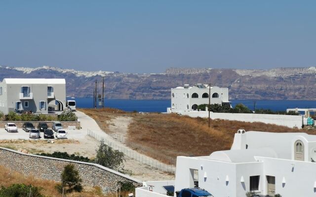 My Catsle Cave est 1899