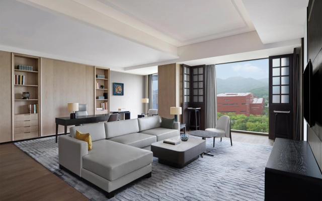 Guangzhou Marriott Hotel Baiyun – Guest Rooms – Guangzhou