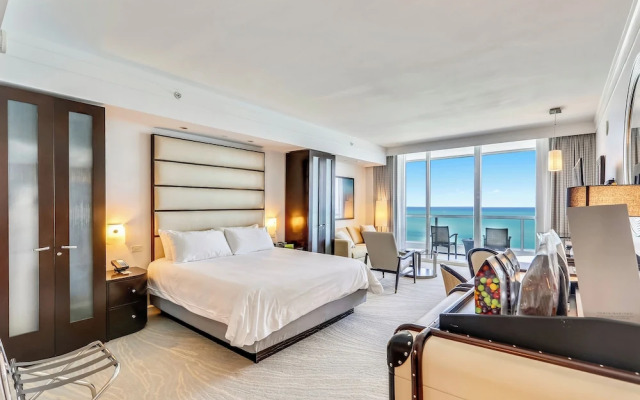 Residences at Fontainebleau Miami