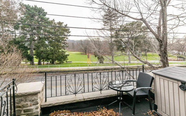 2BR Apartment Near Waterfalls Trails Parks