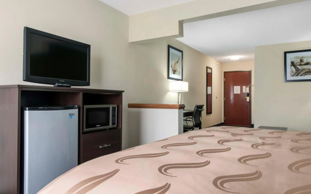 Quality Inn & Suites Anderson I-69