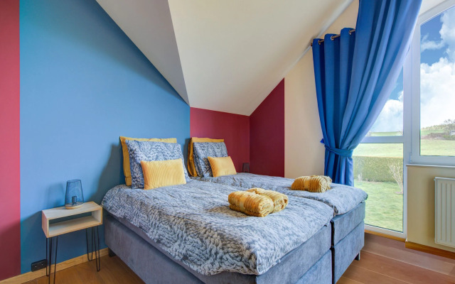 Villa in Houffalize with Infrared Sauna, Bubble Bath