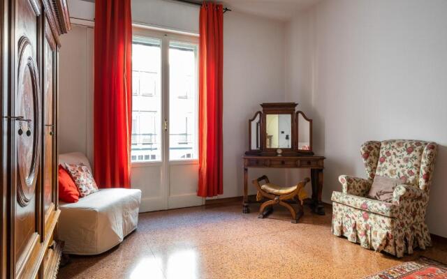 Z8 Comfort In the Heart of Bologna