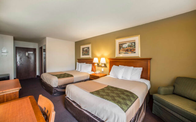 Econo Lodge Marion, IN, 46952