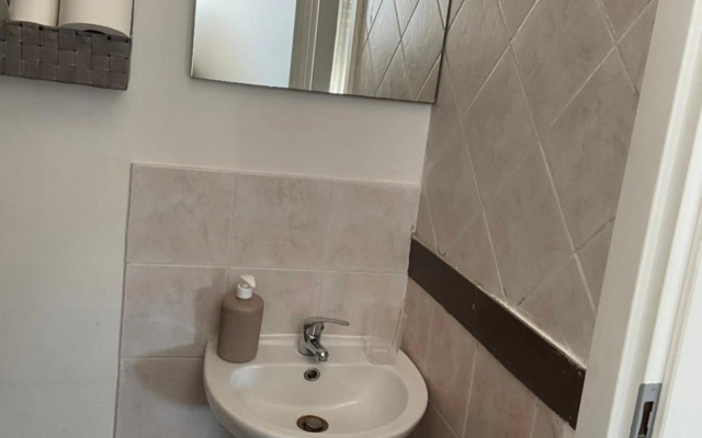 Metropolitan Panoramic Apartment