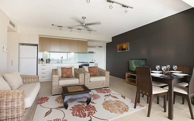 Saltwater Suites