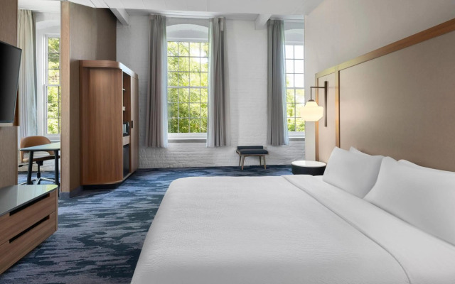 Fairfield Inn & Suites Madison Historic Eagle Cotton Mill