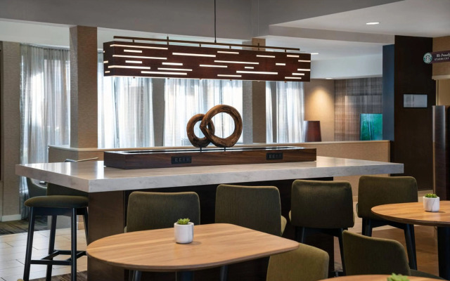 Courtyard by Marriott Las Vegas Convention Center
