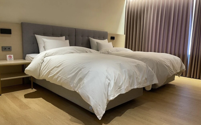 Gwangju H1 Hotel