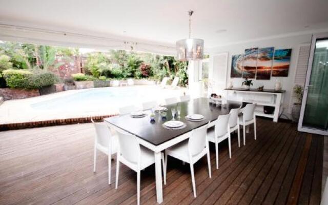 Leopard Tree Bed & Breakfast