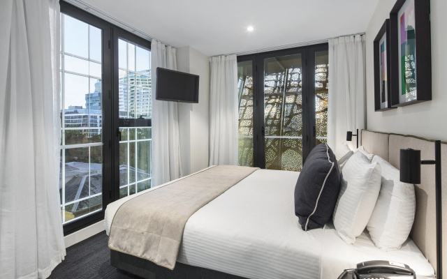 Quest St Kilda Road – Guest Rooms – Melbourne