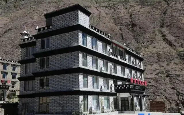 Four Seasons Oxygen-Rich Manor