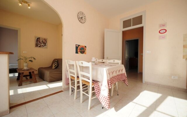 Easy Flat - Five Stars Holiday House