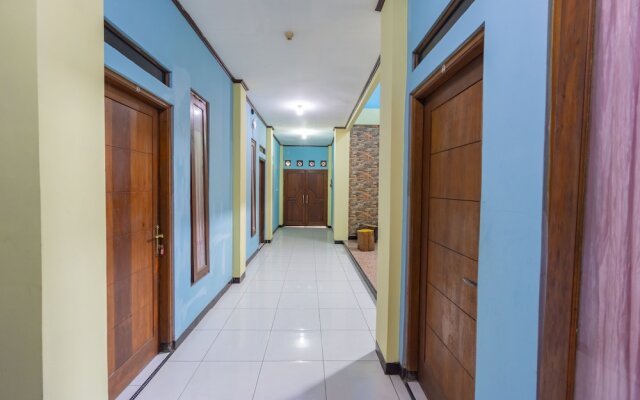 Wisma Griya Indah Lestari by OYO Rooms