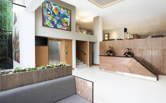 Yellow Star Ambarukmo Hotel