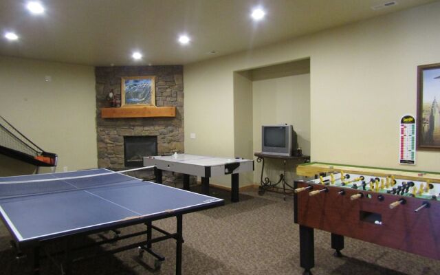 Luxury Townhouse in Mountains