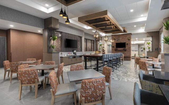 Hampton Inn & Suites Charlottetown