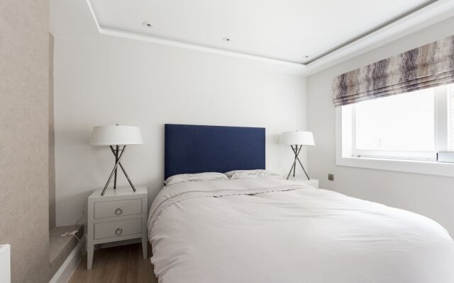 The Saint Stephen s Gardens Mansion VII