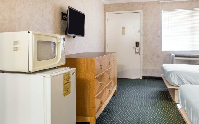 Economy Motel