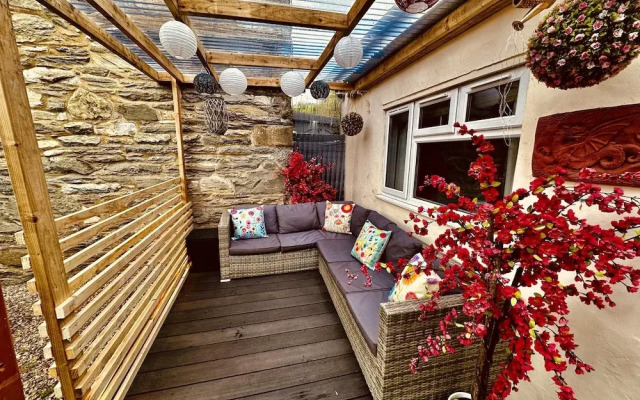 Zip Cottage Sleeps 2-3 Climb Snowdon zip World