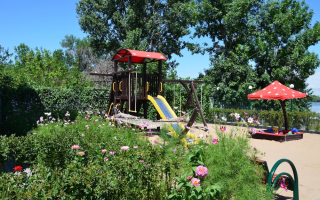 Верхнелебяжье Рыбный курорт