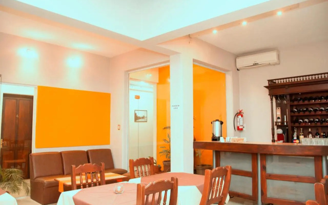Hotel Argon