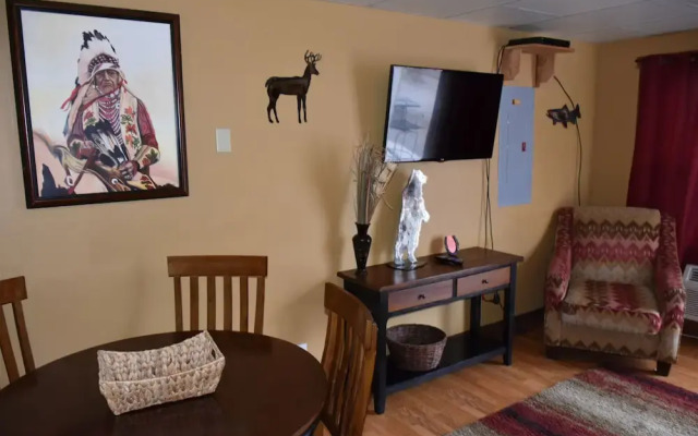 Bear Trap Apartments - Full Kitchen