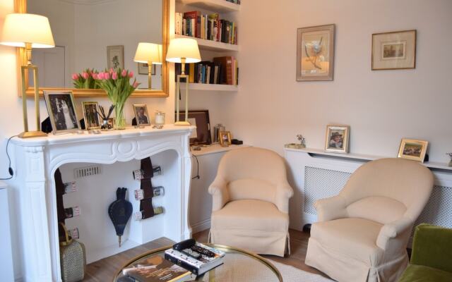 Luxury 3 Bedroom Family Home With Garden