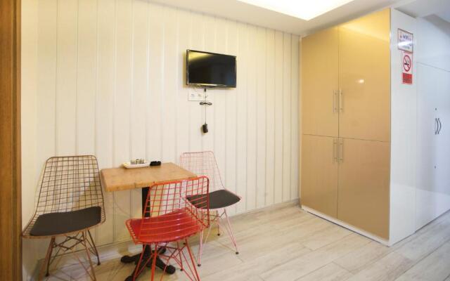 T-Square Residence