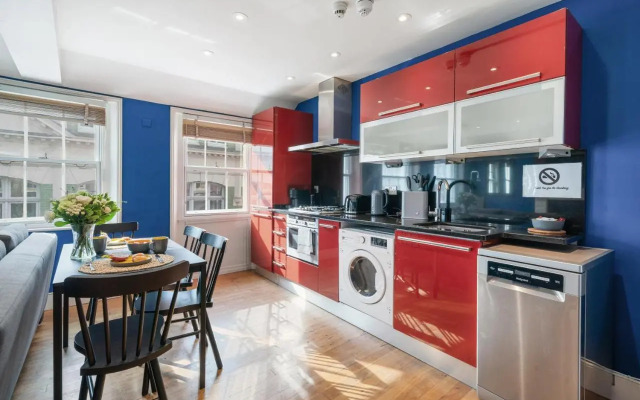 Beautiful One Bedroom Apartment in Soho
