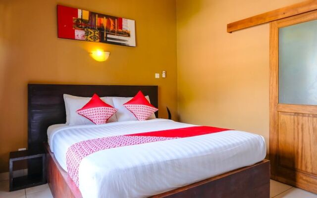 OYO 992 Semilir Senggigi Inn