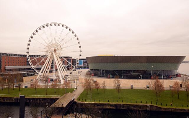 Holiday Inn Express Albert Dock, an IHG Hotel