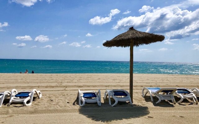 Magnifique T2 piscine mer wifi clim parking