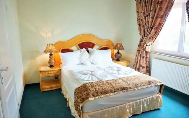 Отель Karlshorst