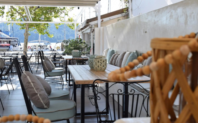 Meltemi by Manthos Hotels