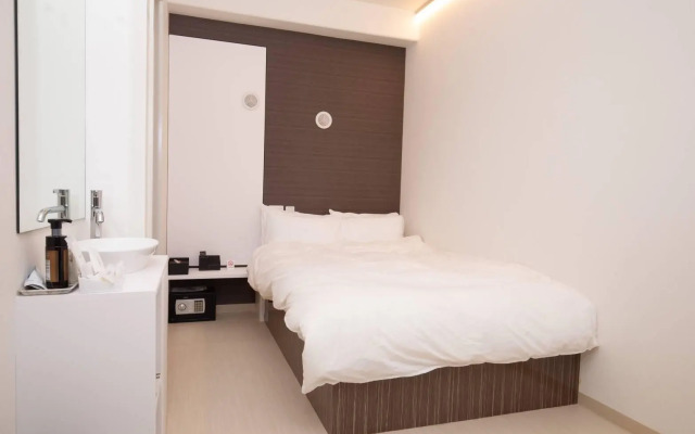 Petit Hotel Akihabara Toujour