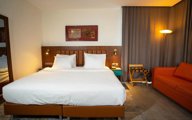Numi Hotel