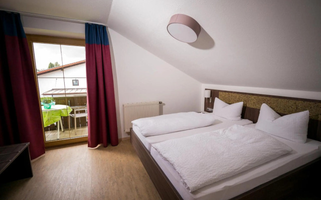 Ferienwohnungen Chiemgauer Seenglück