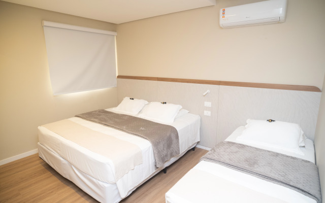 Camboriú Praia Hotel