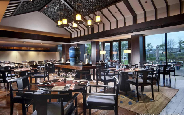 Pullman Lijiang Resort and Spa