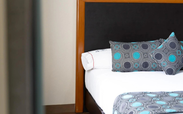 Hotel Abastos Plaza