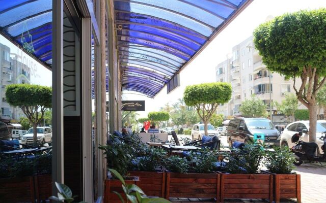 Green House City Hotel