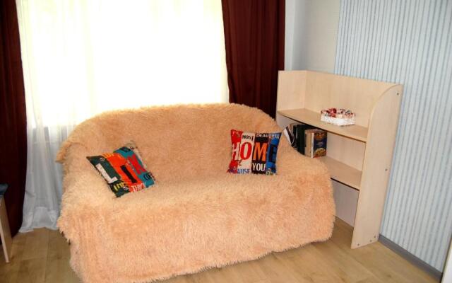 Standard Apartment on Umanskaya