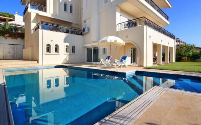 Villa Domus Riviera