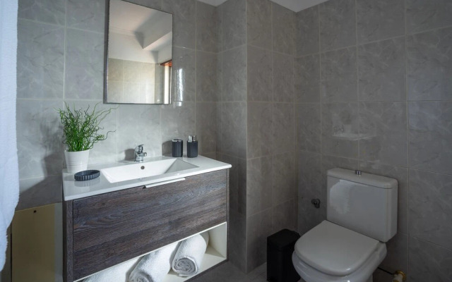 S.SOARES Beach Parede