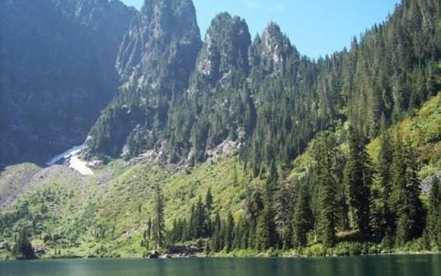 The Country Cedar Inn