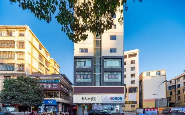 Qingyun Seasons Hotel (Weining Caohai Convention and Exhibition Center, Bijie) – Exterior – Bijie