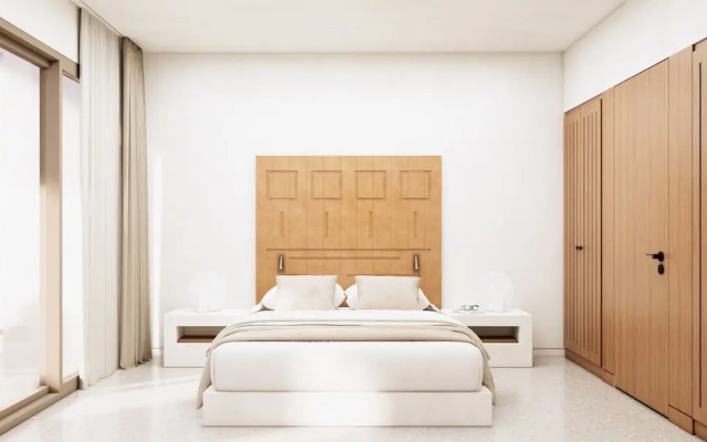 Tinos Beach Hotel & Suites