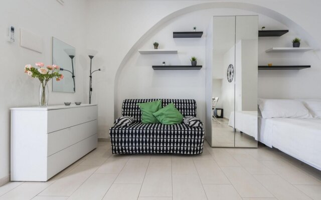 Black and White Apartment