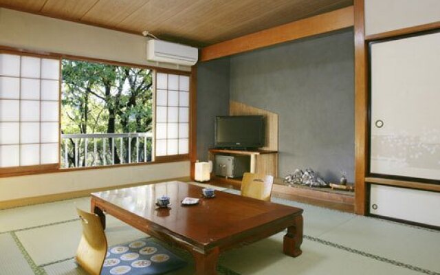 Maruyamakousen Ryokan